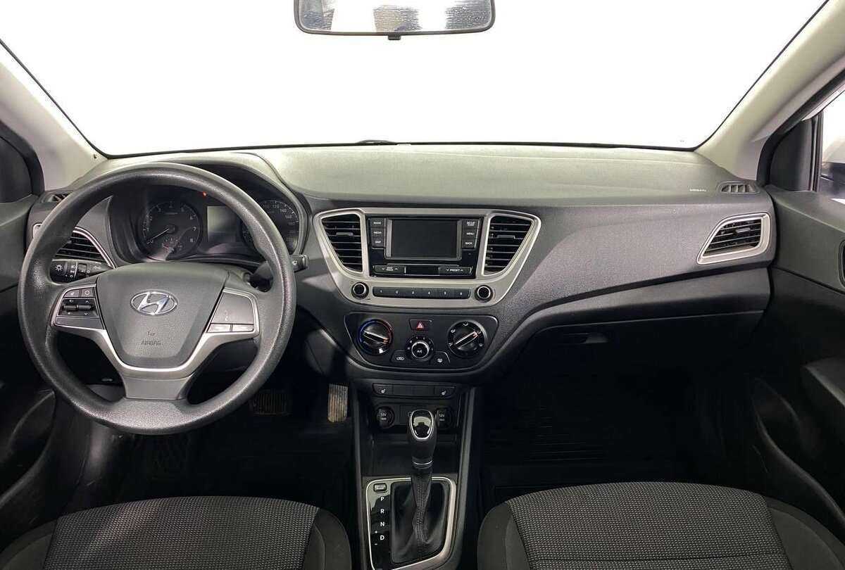 Hyundai Solaris с пробегом — 2020 год. Фото: #7