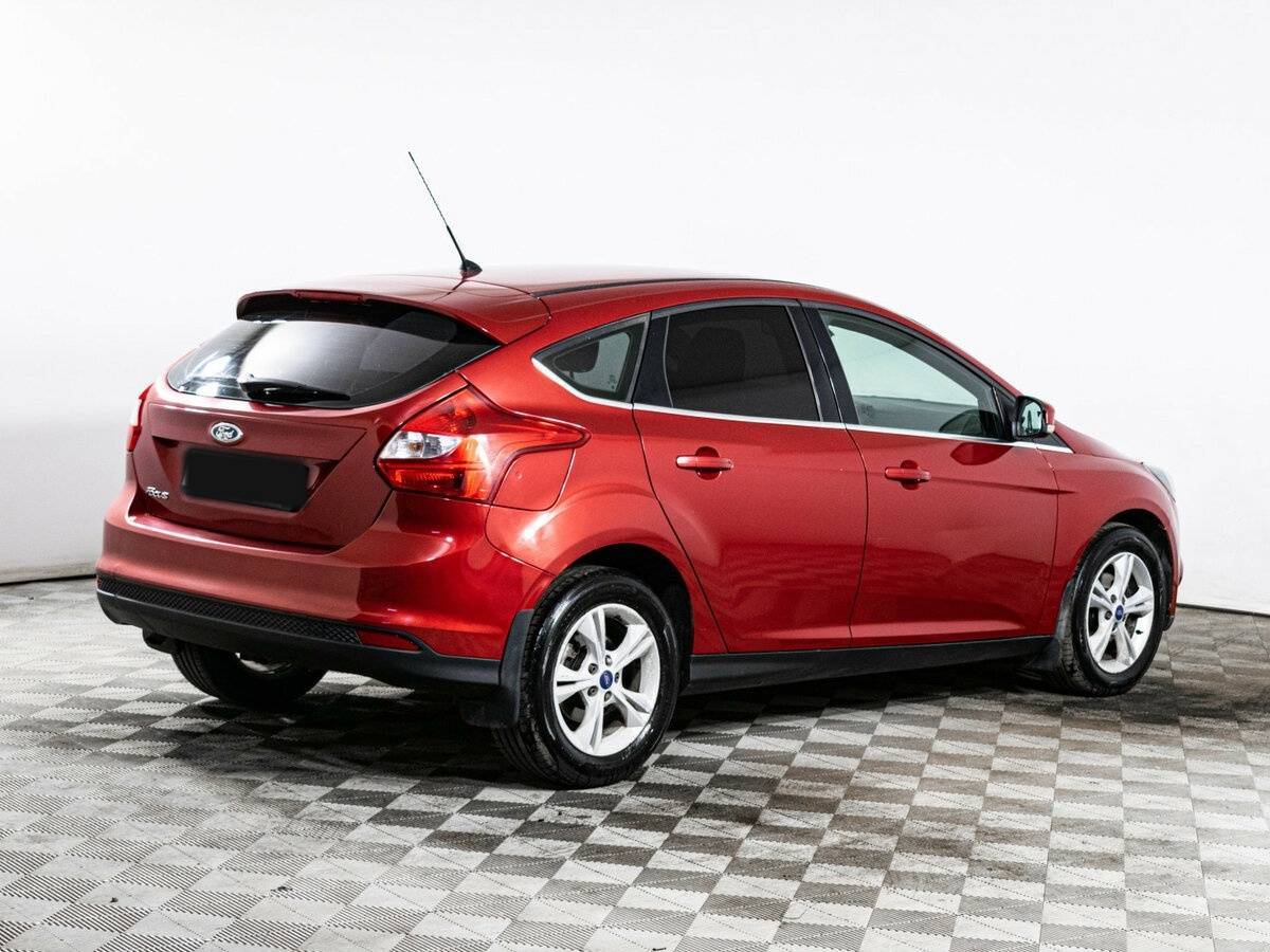 Ford Focus с пробегом — 2012 год. Фото: #4