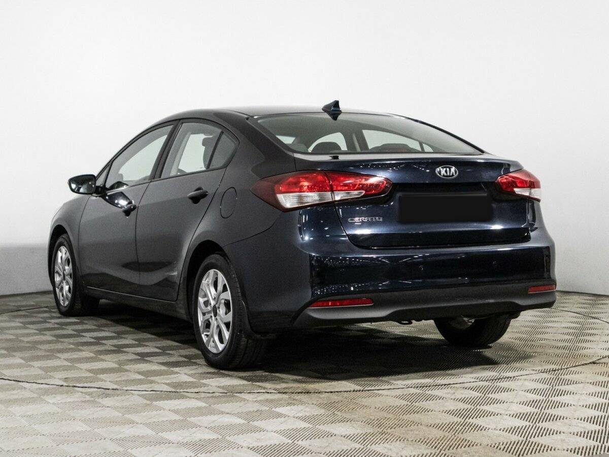 Kia Cerato с пробегом — 2018 год. Фото: #6