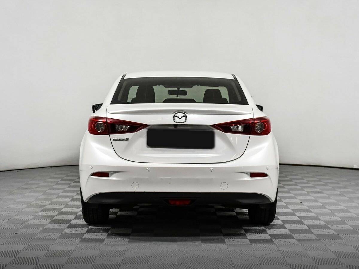 Mazda 3 с пробегом — 2014 год. Фото: #4
