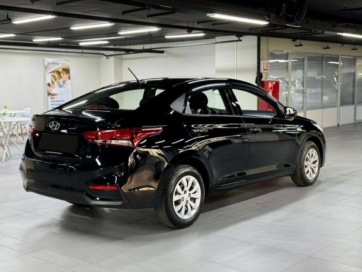 Hyundai Solaris с пробегом — 2020 год. Фото: #5