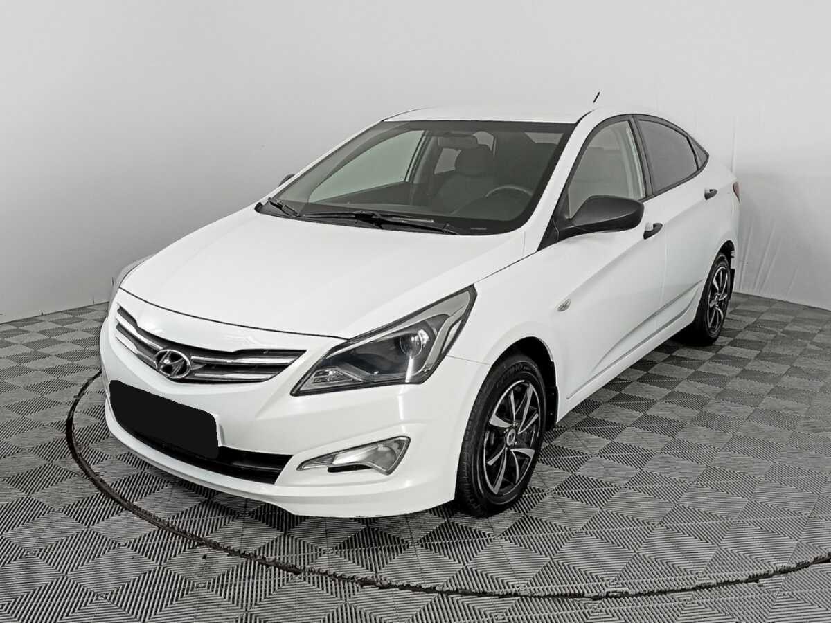 Hyundai Solaris с пробегом — 2015 год. Посмотреть фото