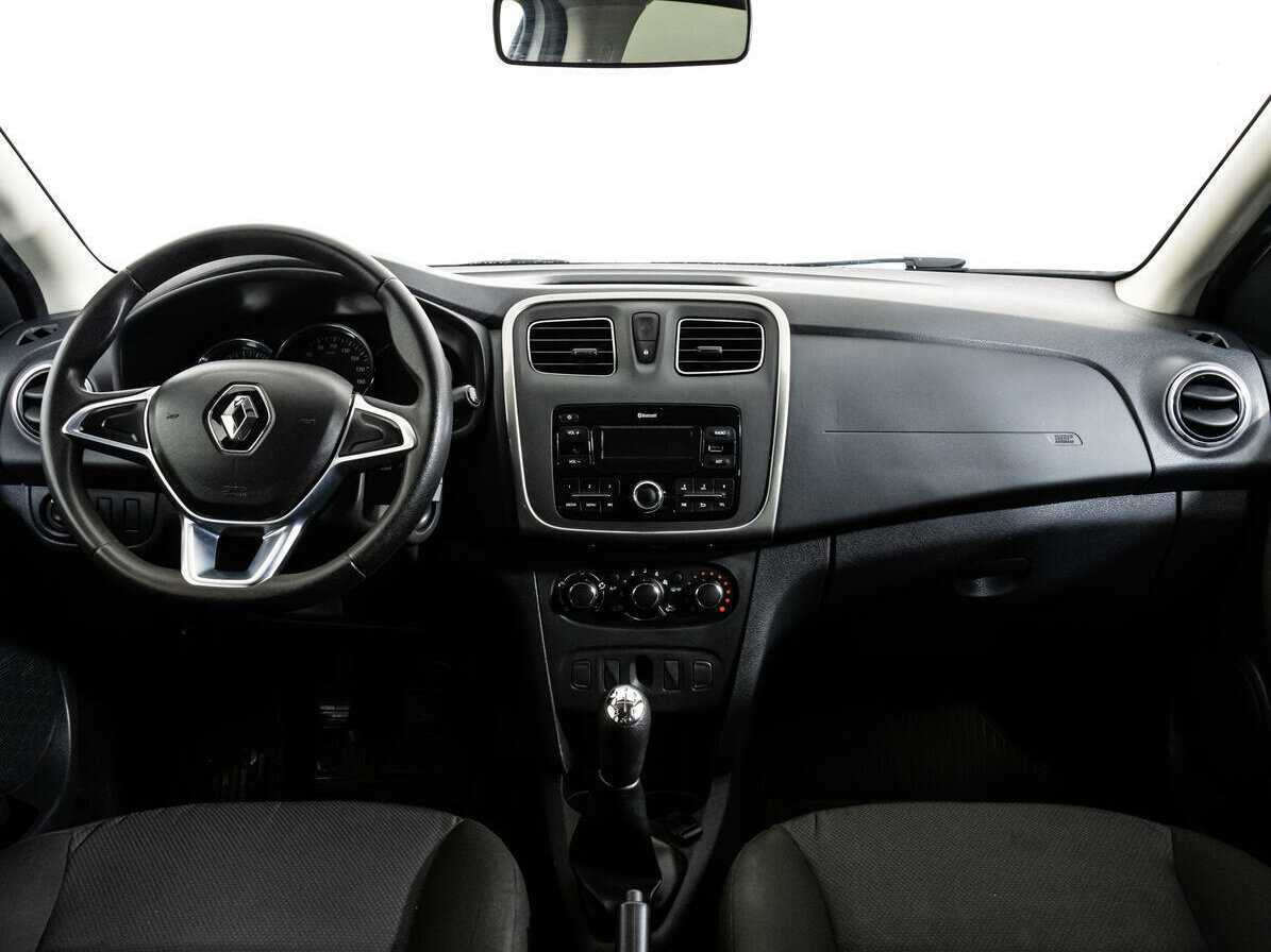 Renault Logan с пробегом — 2019 год. Фото: #9