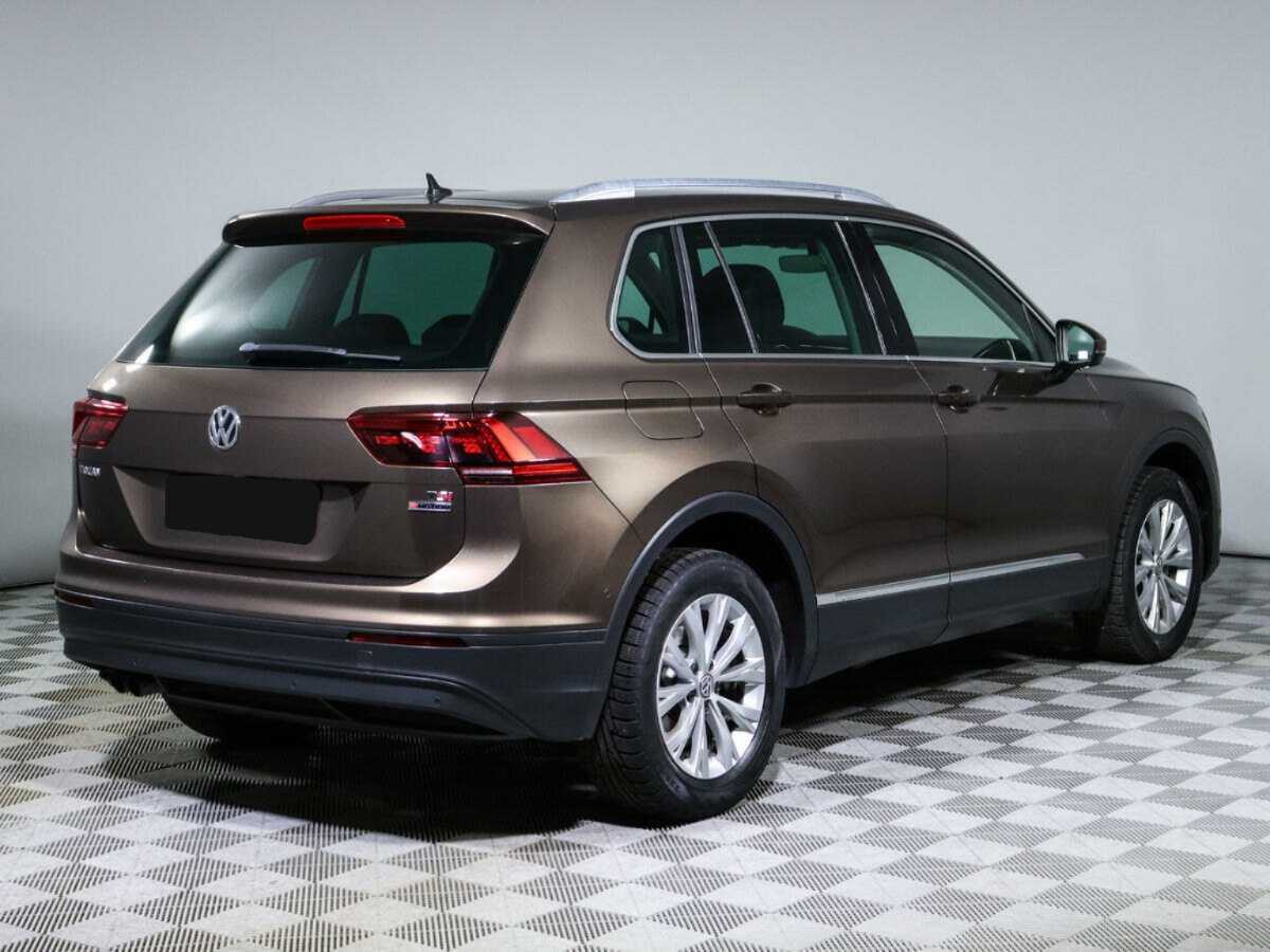 Volkswagen Tiguan с пробегом — 2017 год. Фото: #4