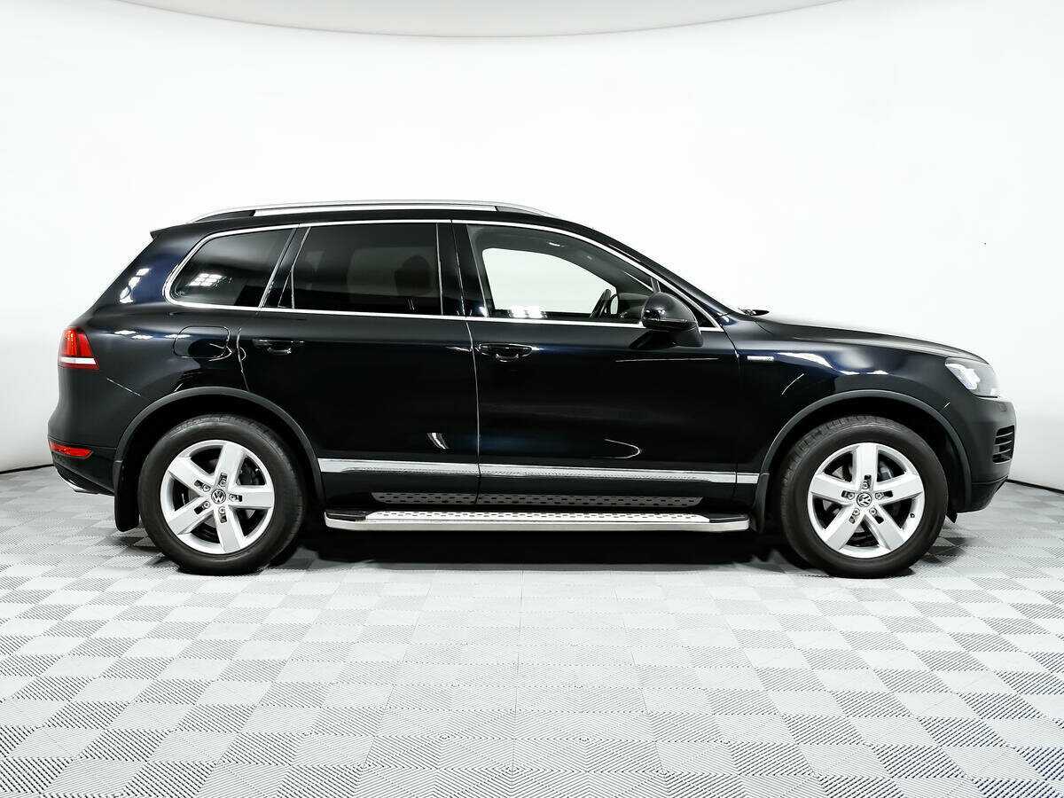 Volkswagen Touareg с пробегом — 2014 год. Фото: #3
