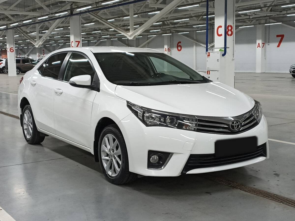 Toyota Corolla с пробегом — 2013 год. Фото: #2