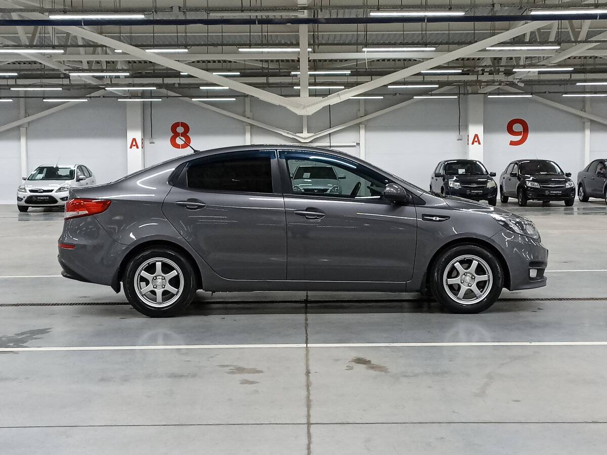 Kia Rio с пробегом — 2016 год. Фото: #3