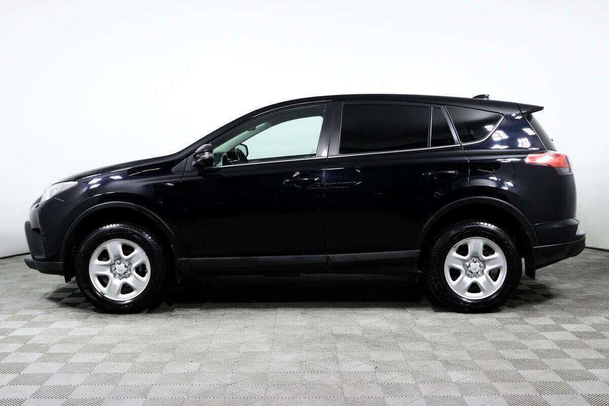 Toyota RAV4 с пробегом — 2019 год. Фото: #7