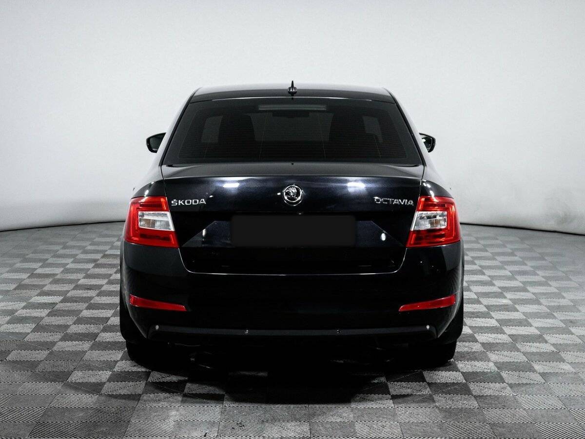 Skoda Octavia с пробегом — 2015 год. Фото: #5