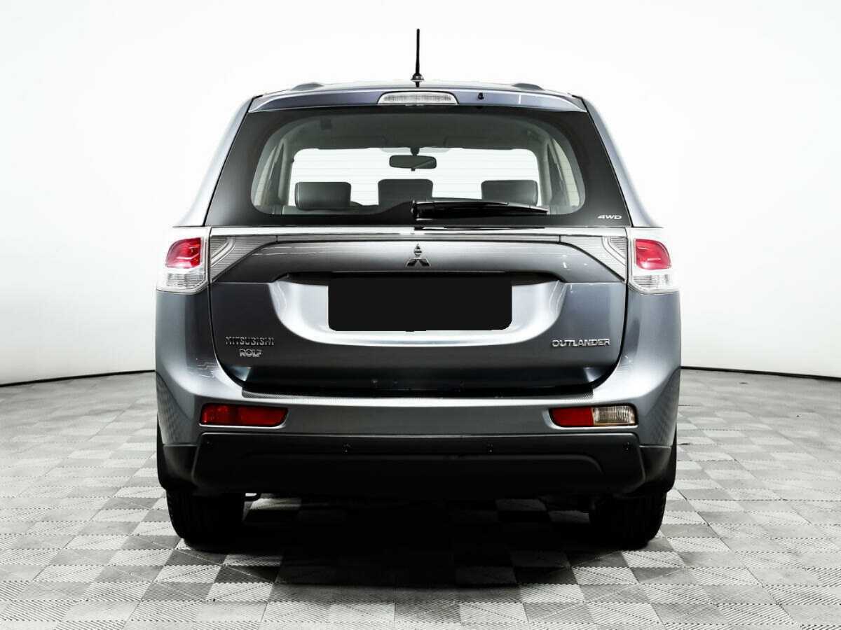 Mitsubishi Outlander с пробегом — 2013 год. Фото: #5