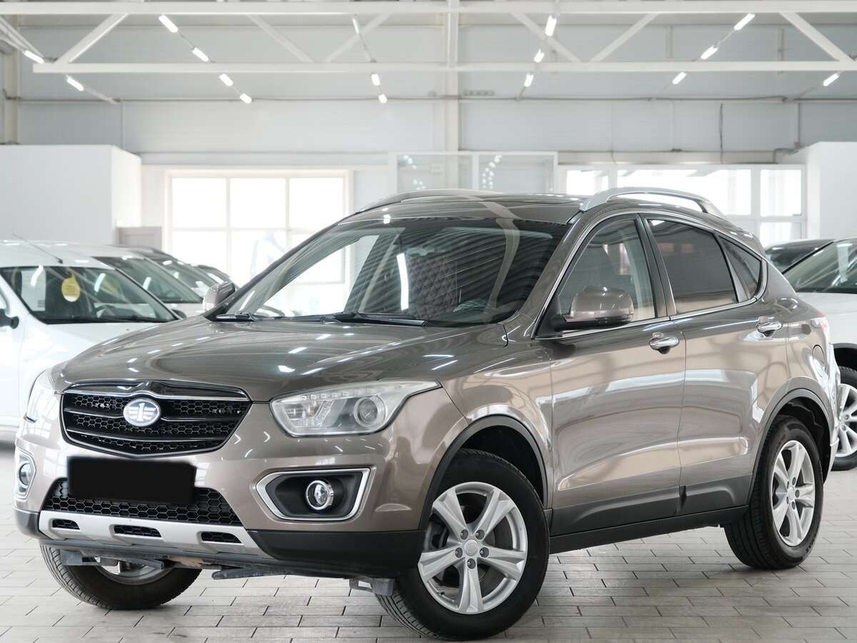 FAW Besturn X80 с пробегом — 2017 год. Фото: #0