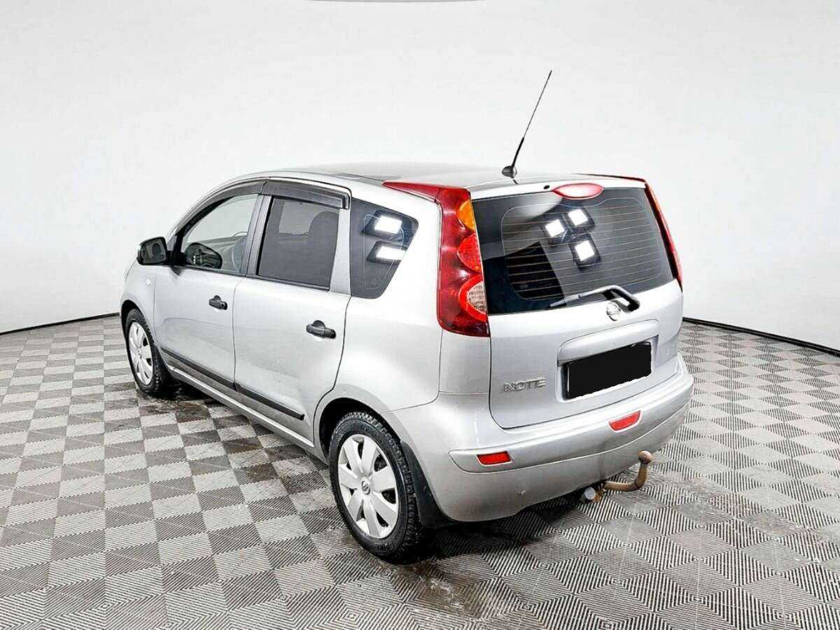 Nissan Note с пробегом — 2012 год. Фото: #5