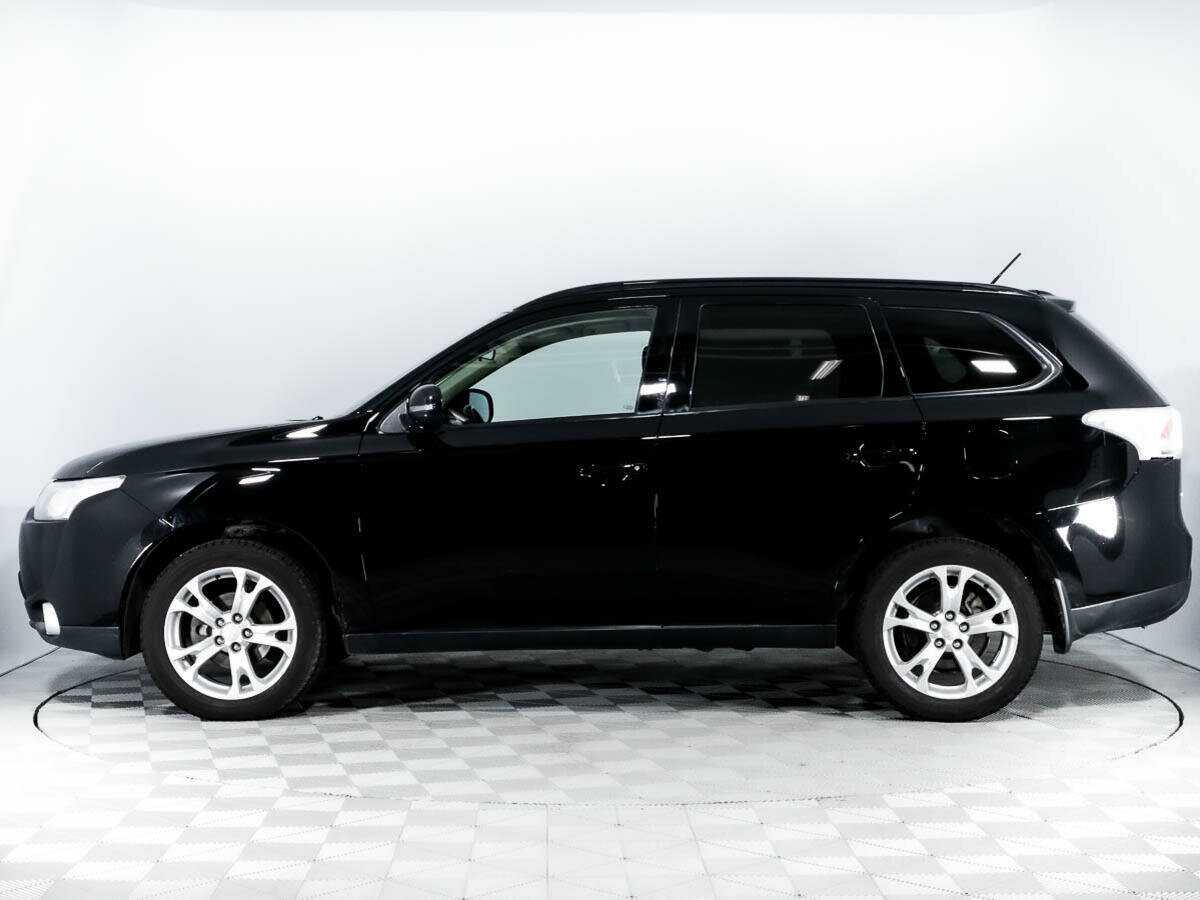 Mitsubishi Outlander с пробегом — 2013 год. Фото: #7
