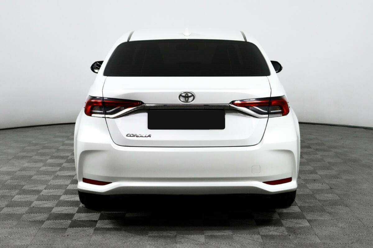 Toyota Corolla с пробегом — 2021 год. Фото: #5