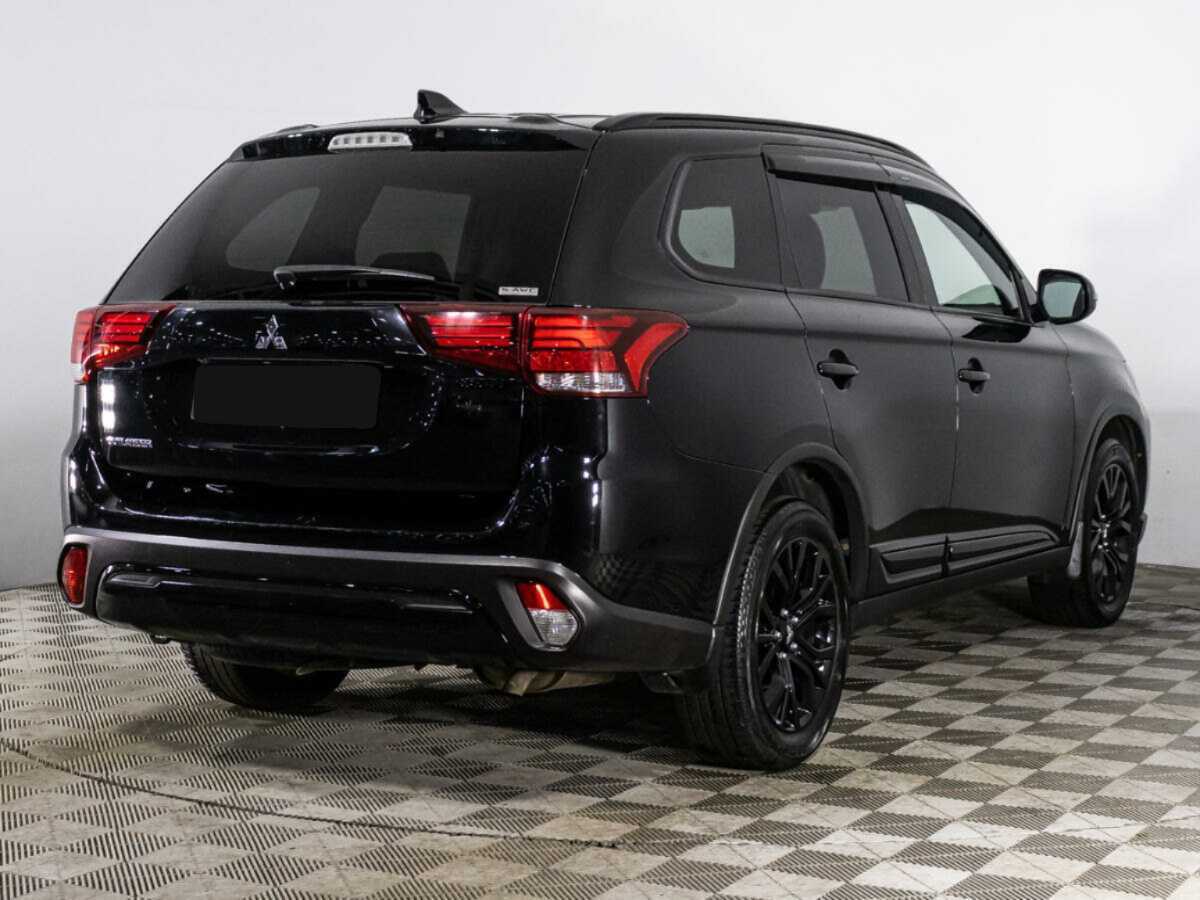 Mitsubishi Outlander с пробегом — 2021 год. Фото: #4