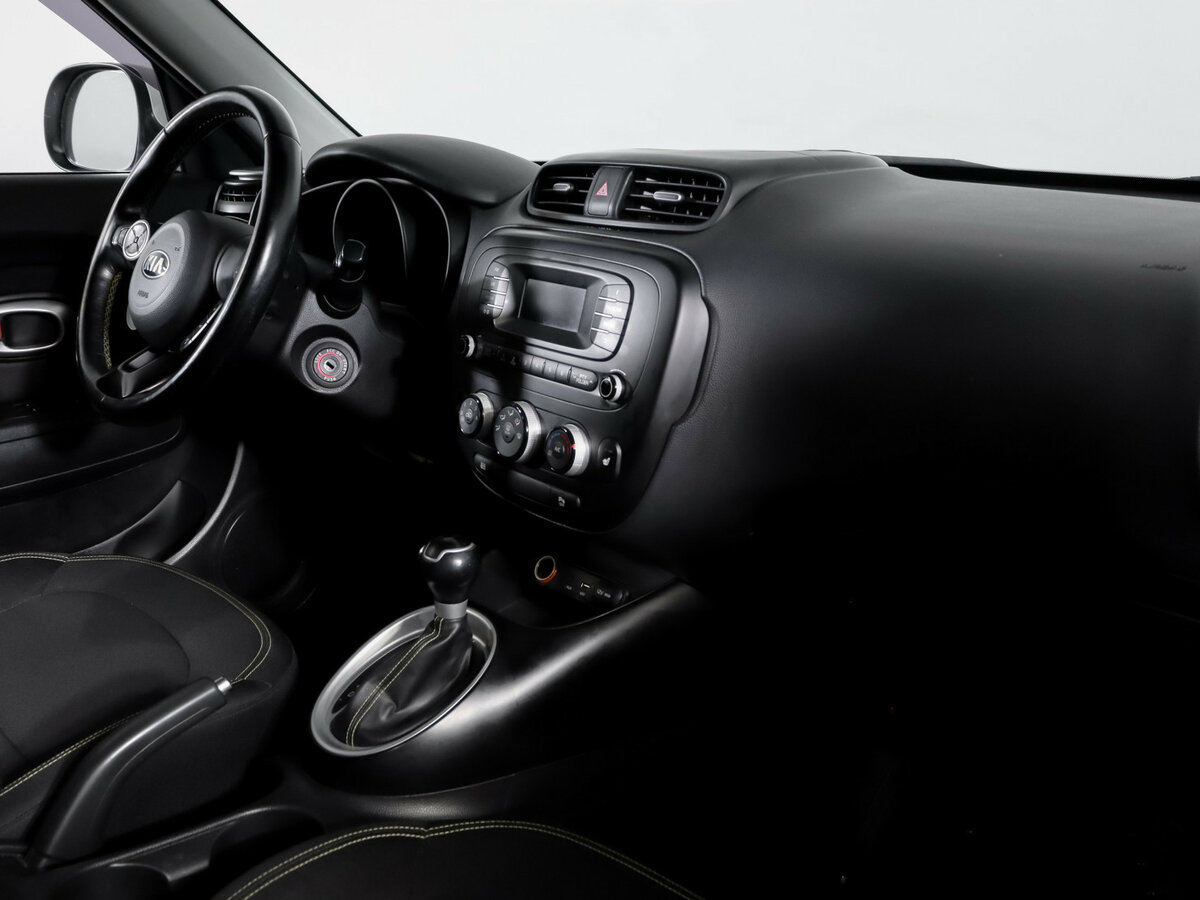 Kia Soul с пробегом — 2015 год. Фото: #6