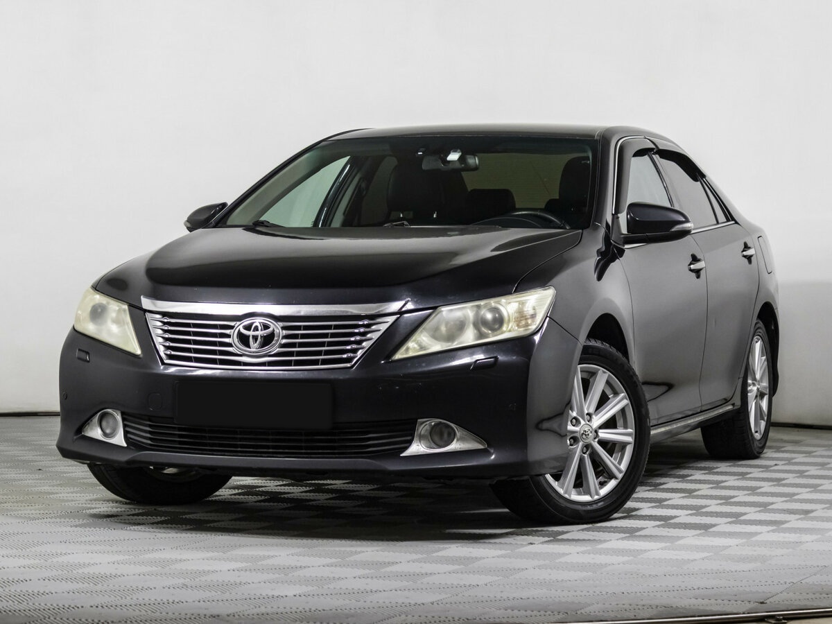Toyota Camry с пробегом — 2012 год. Посмотреть фото