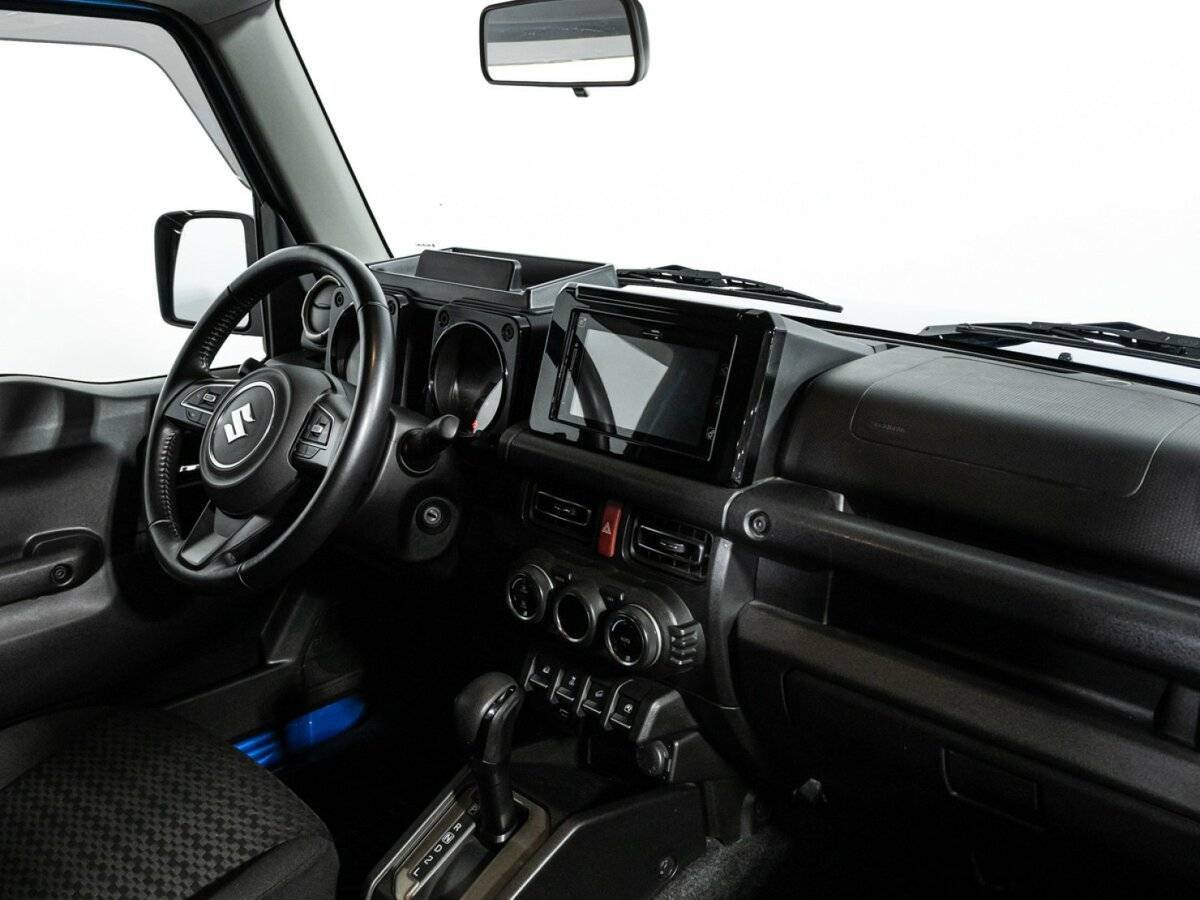 Suzuki Jimny с пробегом — 2020 год. Фото: #8