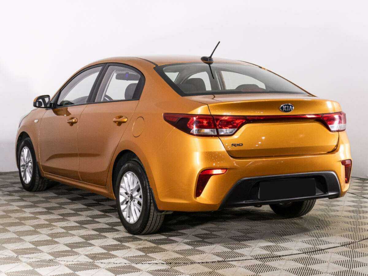 Kia Rio с пробегом — 2017 год. Фото: #6