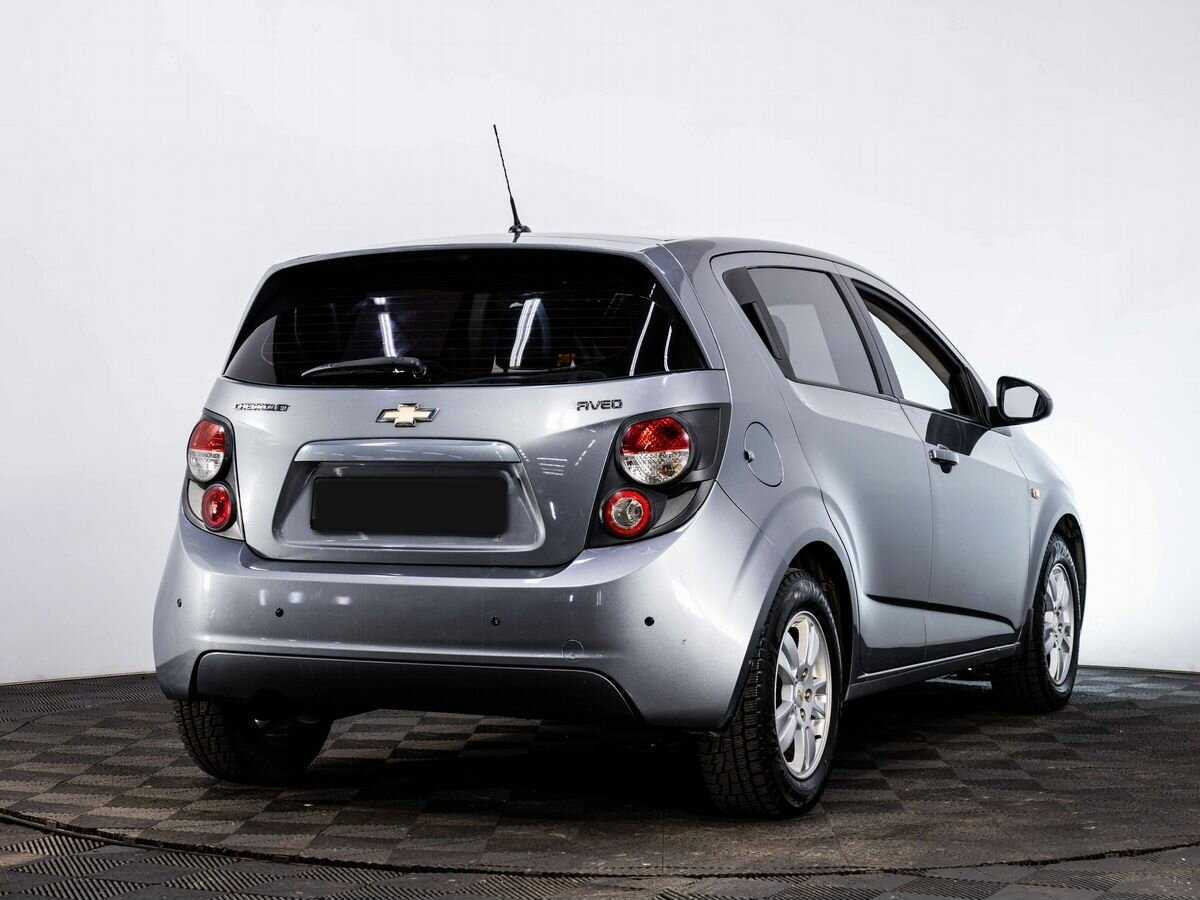 Chevrolet Aveo с пробегом — 2014 год. Фото: #5