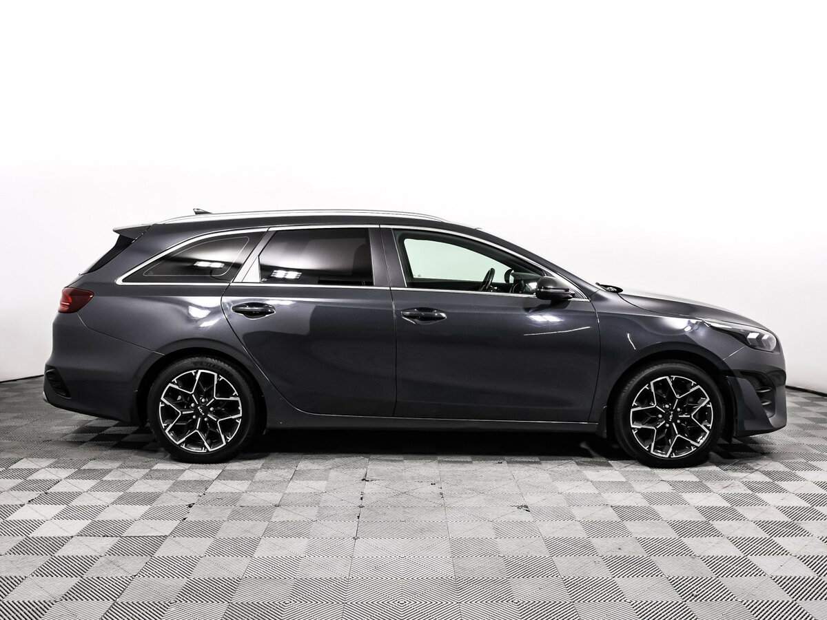Kia Ceed с пробегом — 2021 год. Фото: #3