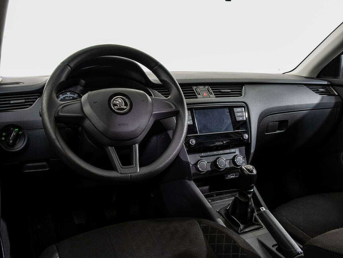 Skoda Octavia с пробегом — 2019 год. Фото: #10