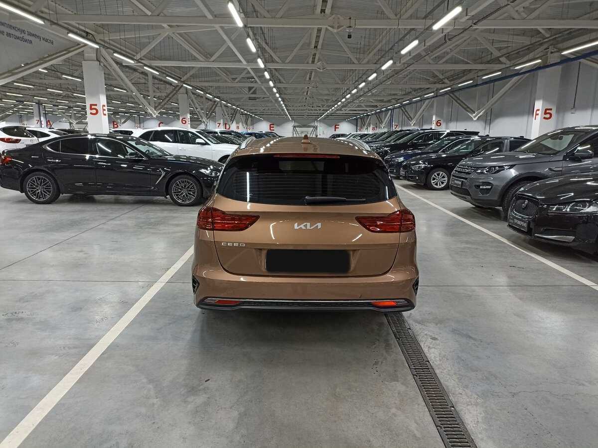 Kia Ceed с пробегом — 2022 год. Фото: #5