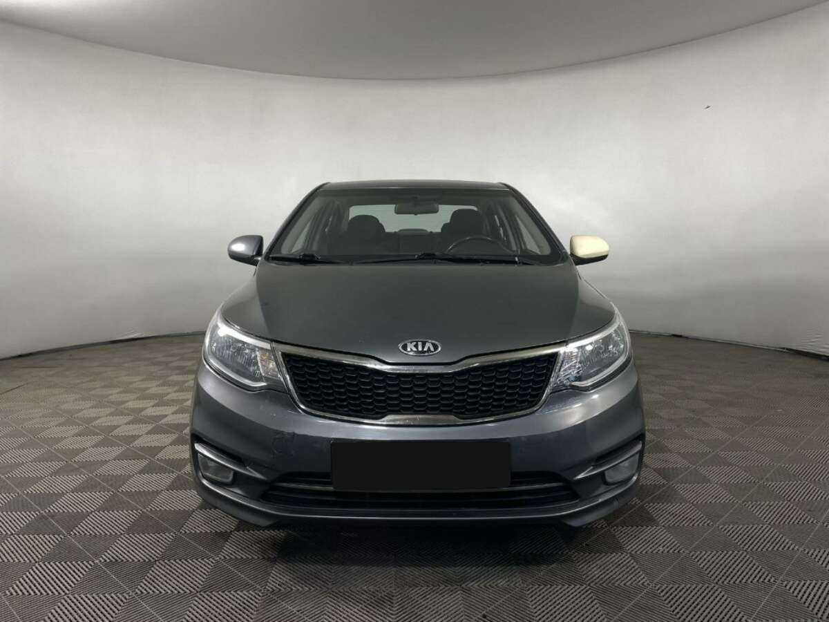Kia Rio с пробегом — 2015 год. Фото: #1