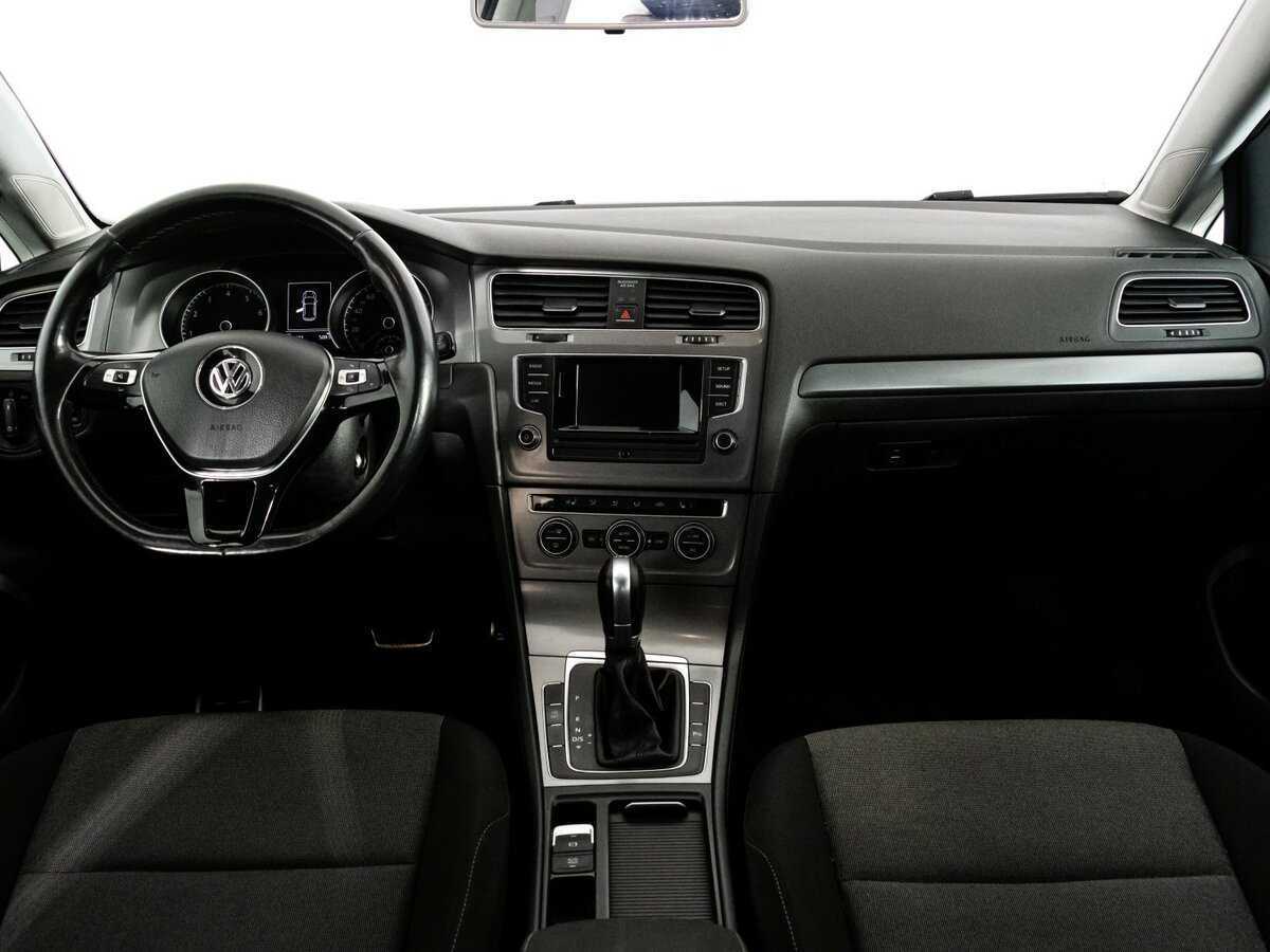 Volkswagen Golf с пробегом — 2014 год. Фото: #7