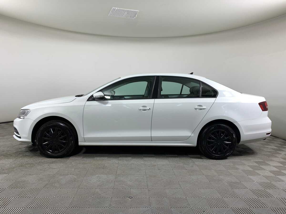 Volkswagen Jetta с пробегом — 2017 год. Фото: #7