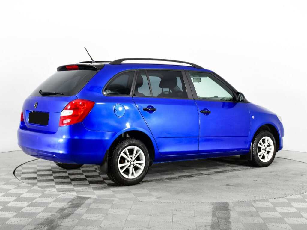 Skoda Fabia с пробегом — 2014 год. Фото: #4