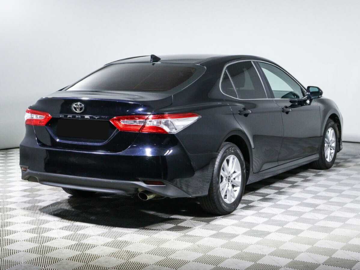 Toyota Camry с пробегом — 2019 год. Фото: #4