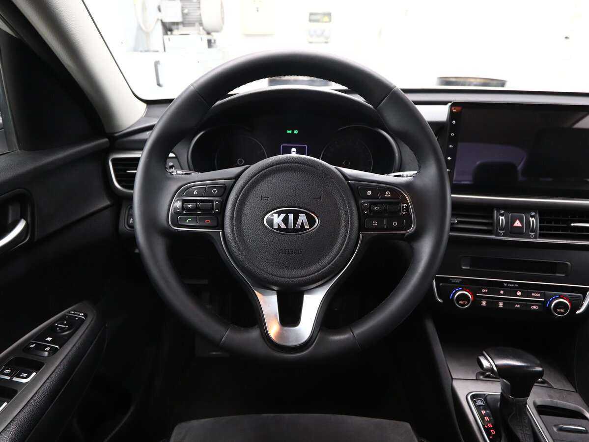 Kia Optima с пробегом — 2016 год. Фото: #10