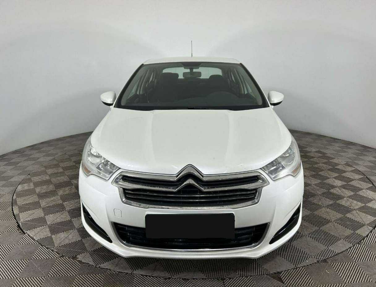 Citroen C4 с пробегом — 2013 год. Фото: #1