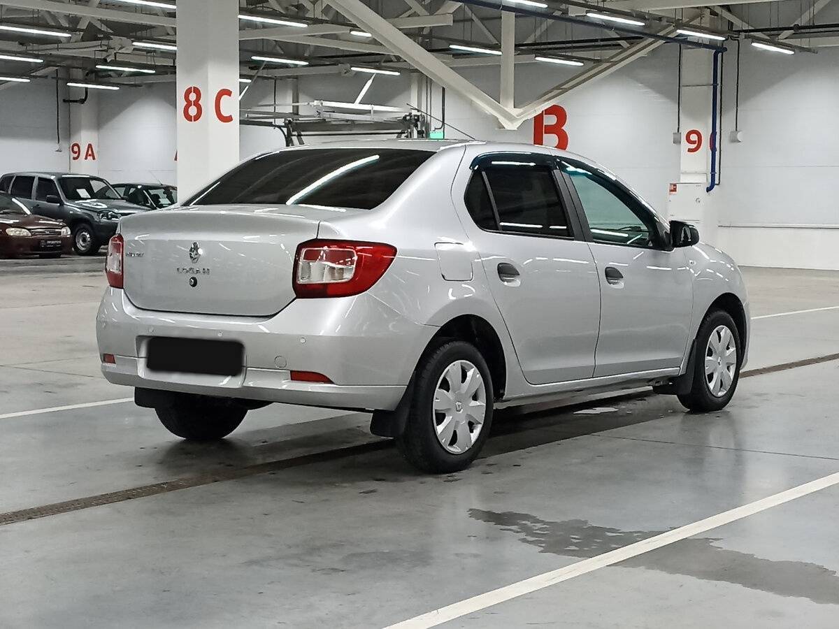 Renault Logan с пробегом — 2017 год. Фото: #4