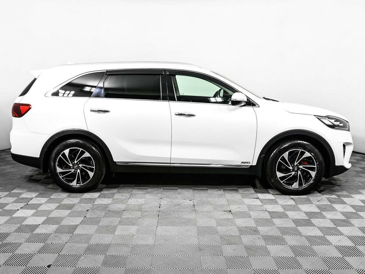 Kia Sorento с пробегом — 2018 год. Фото: #3