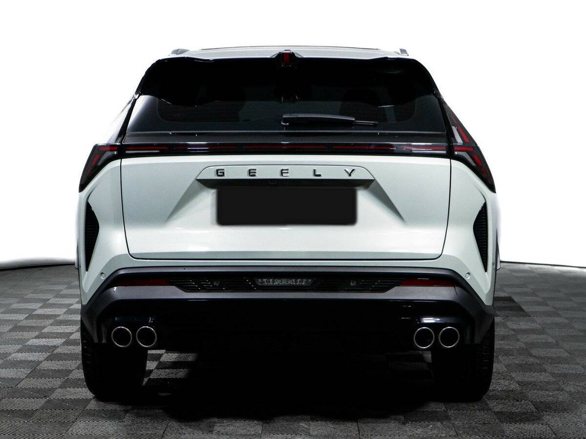 Geely Atlas с пробегом — 2023 год. Фото: #5