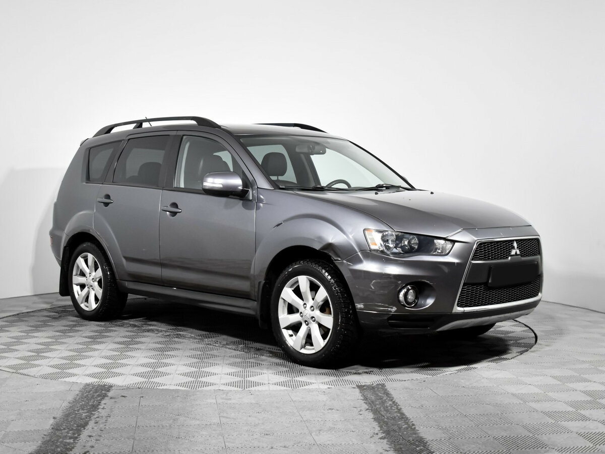 Mitsubishi Outlander с пробегом — 2012 год. Фото: #2