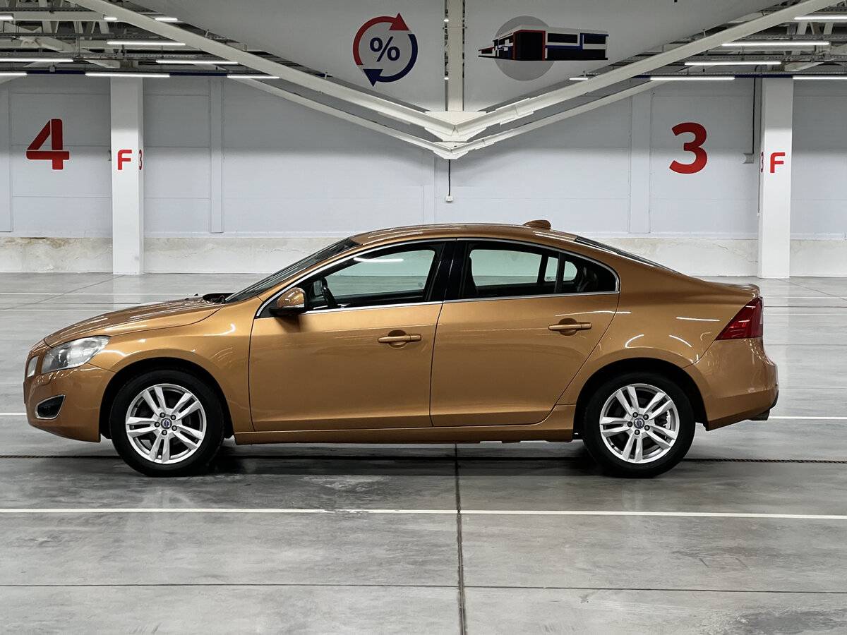 Volvo S60 с пробегом — 2012 год. Фото: #7