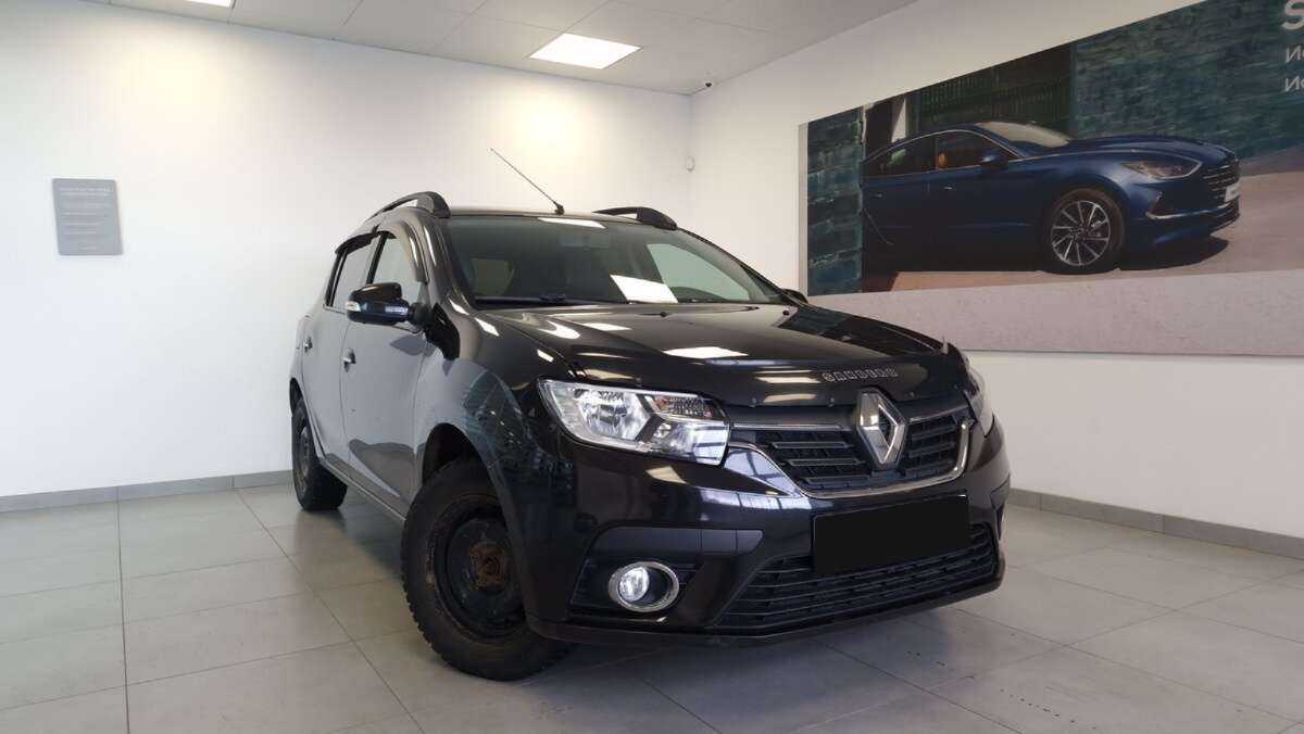 Renault Sandero с пробегом — 2019 год. Фото: #2