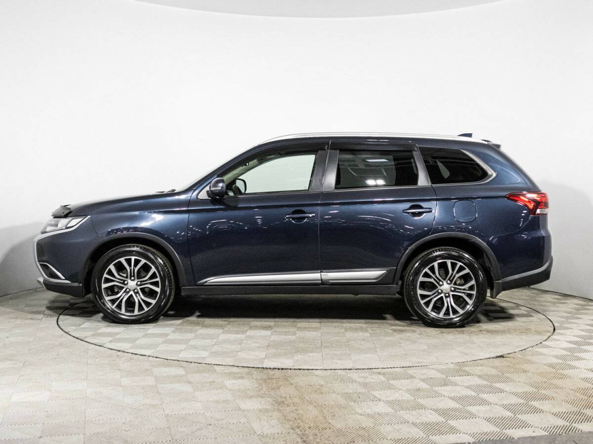 Mitsubishi Outlander с пробегом — 2018 год. Фото: #7