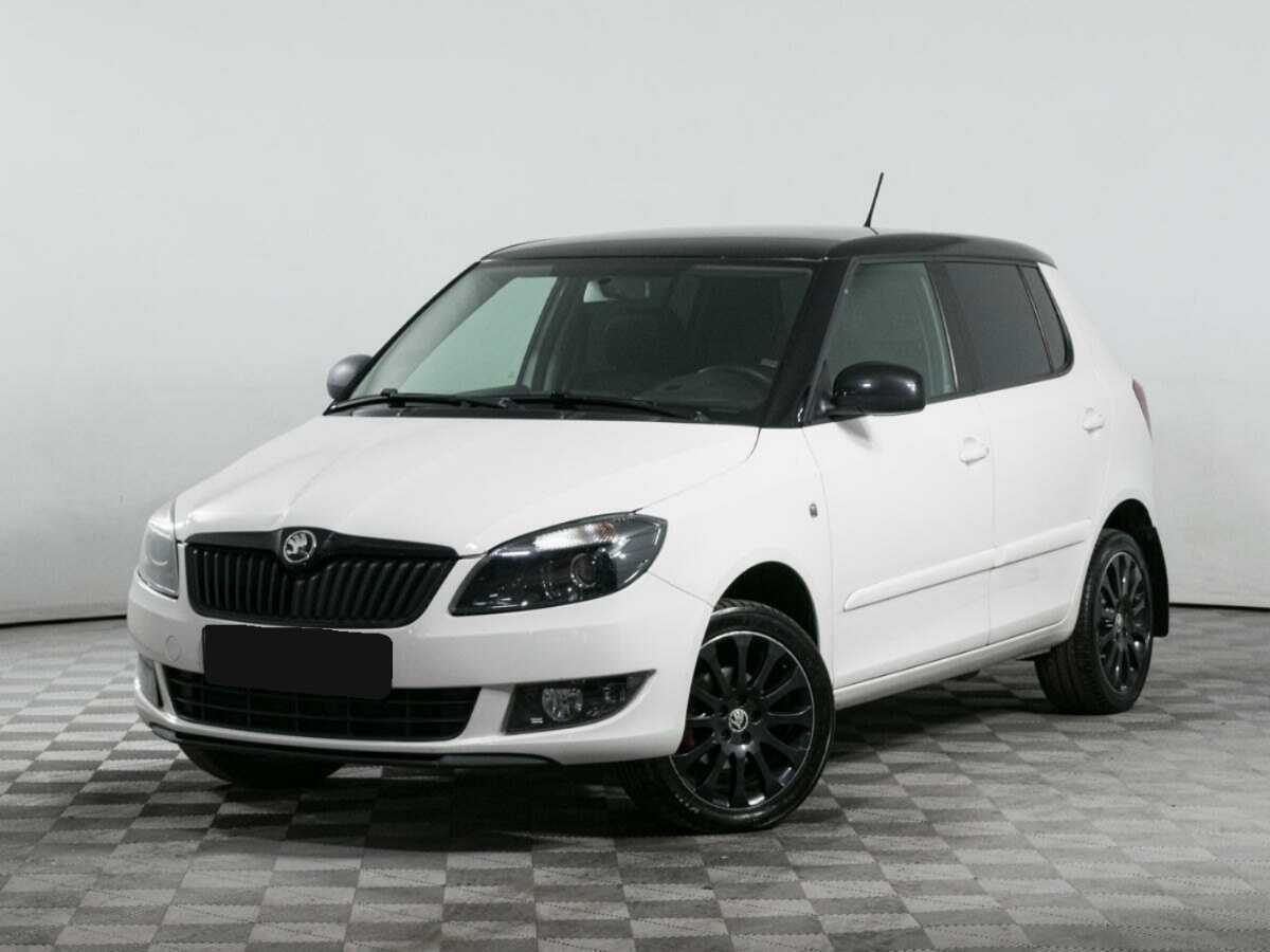 Skoda Fabia с пробегом — 2013 год. Фото: #0
