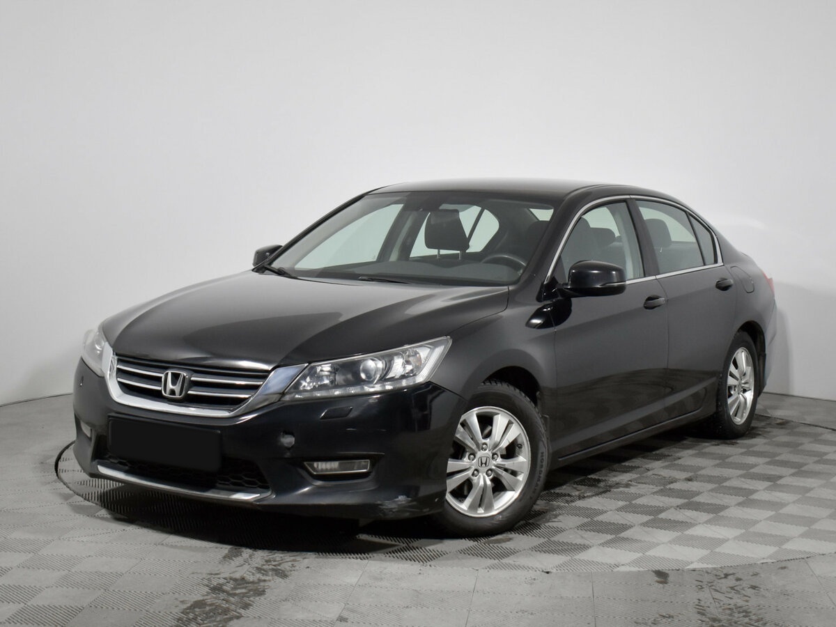 Honda Accord с пробегом — 2013 год. Посмотреть фото