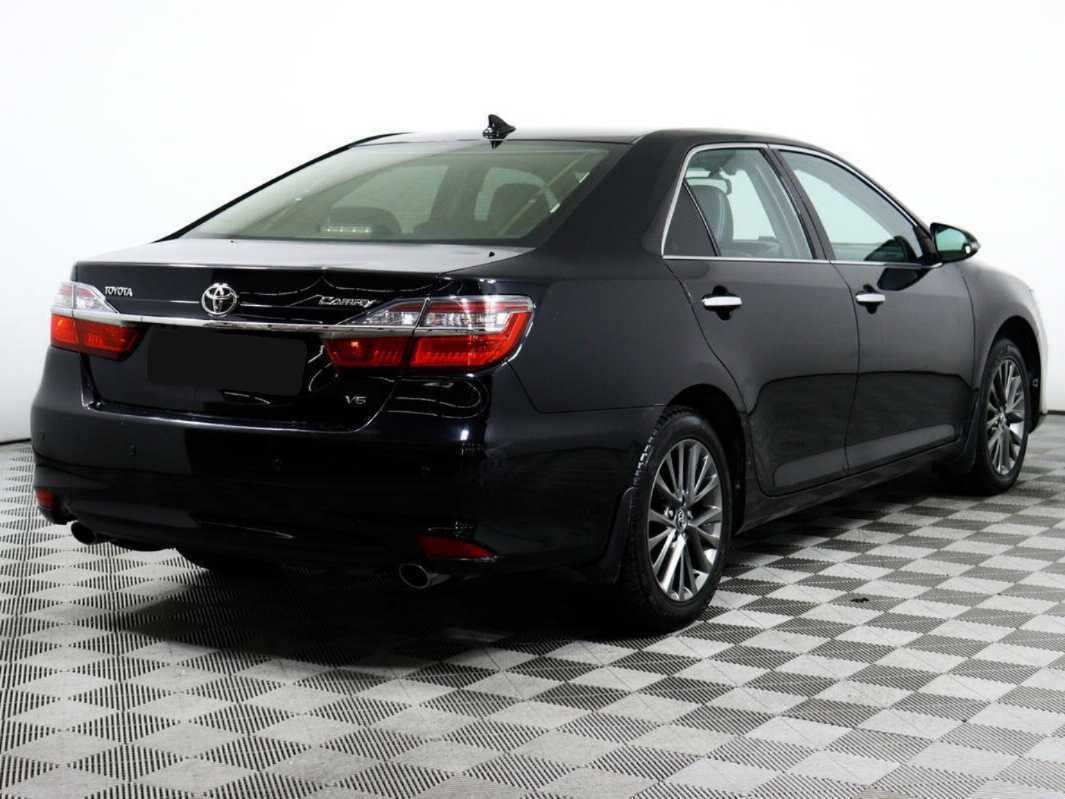 Toyota Camry с пробегом — 2015 год. Фото: #4