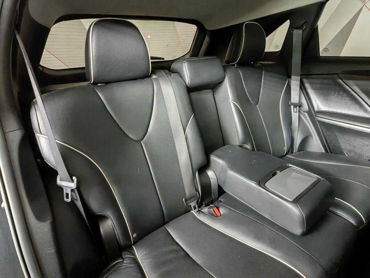 Toyota Venza с пробегом — 2013 год. Фото: #12