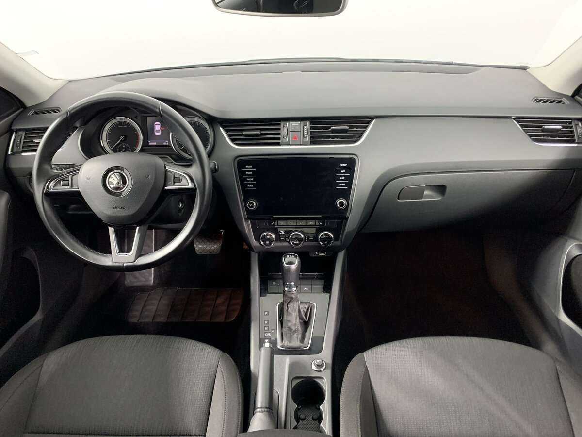 Skoda Octavia с пробегом — 2018 год. Фото: #13