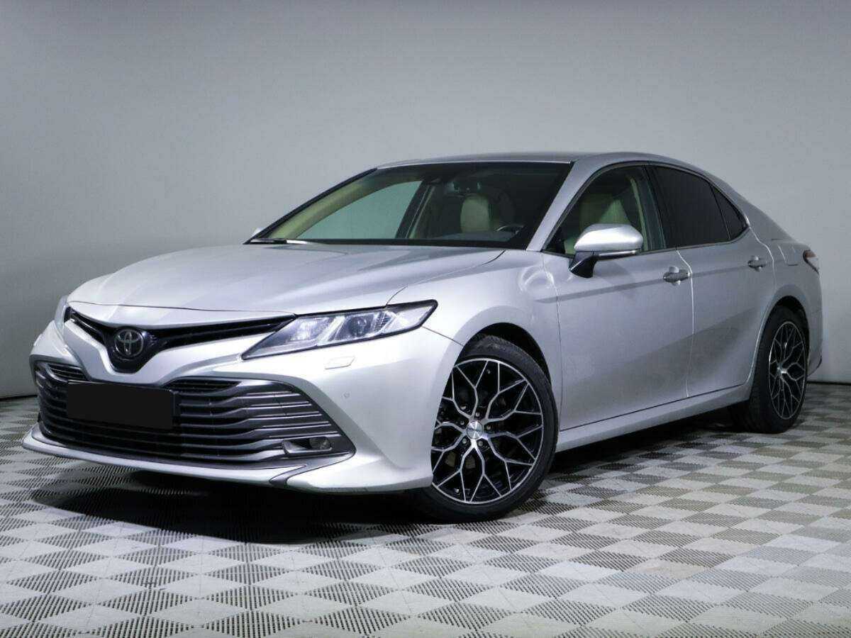 Toyota Camry с пробегом — 2020 год. Фото: #0