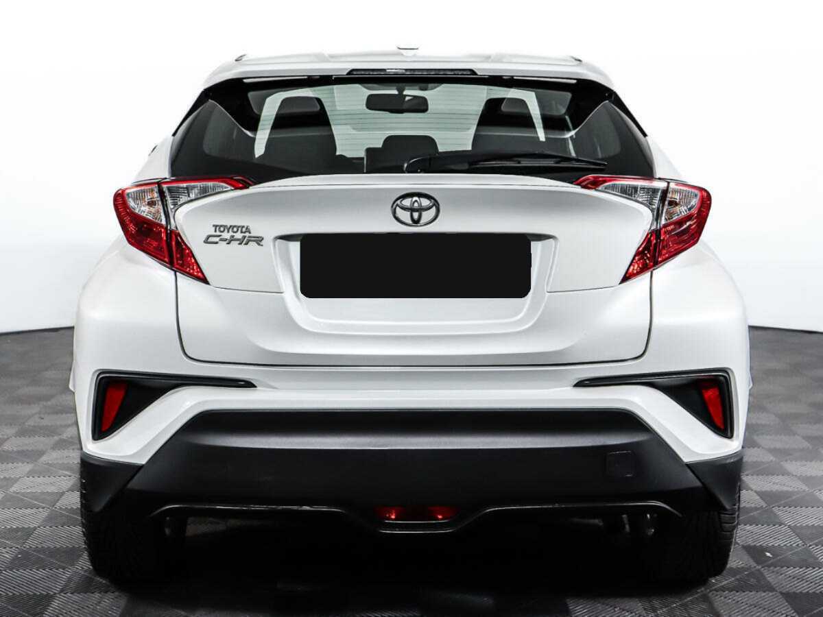 Toyota C-HR с пробегом — 2018 год. Фото: #5