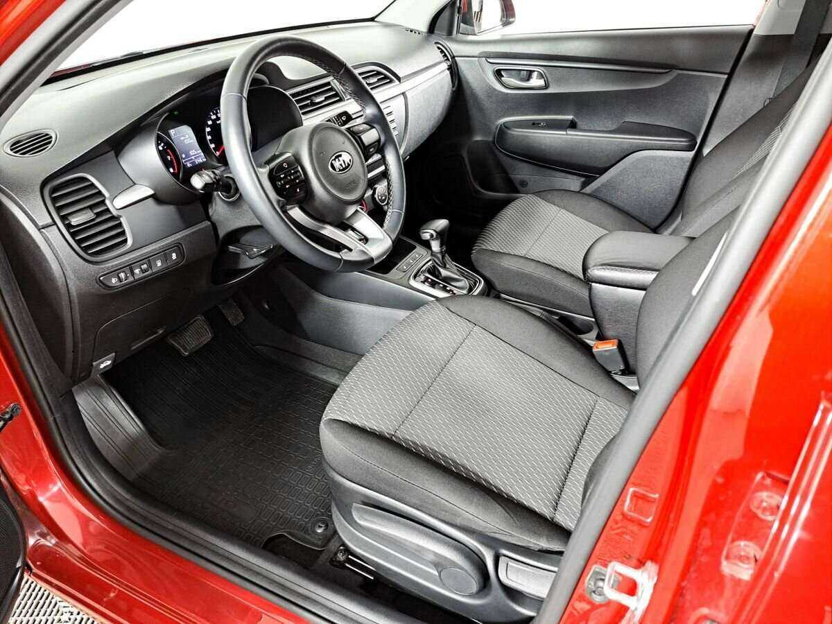 Kia Rio с пробегом — 2020 год. Фото: #13