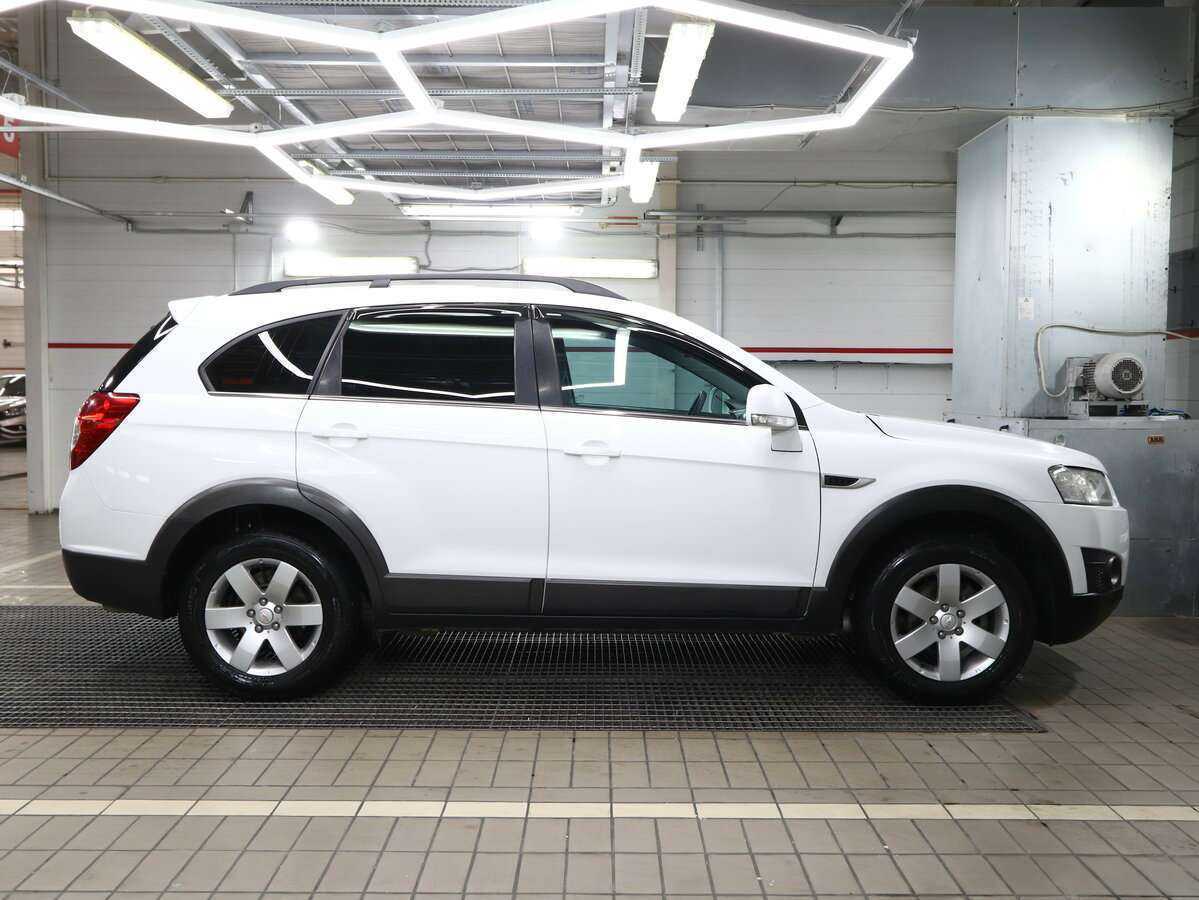 Chevrolet Captiva с пробегом — 2012 год. Фото: #13